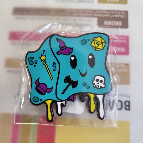 FoamBrain Gelly Cube Non-Binary Pride Pin